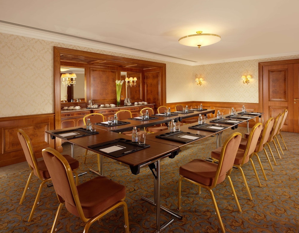Fairmont Grand Hotel Kyiv 42/50