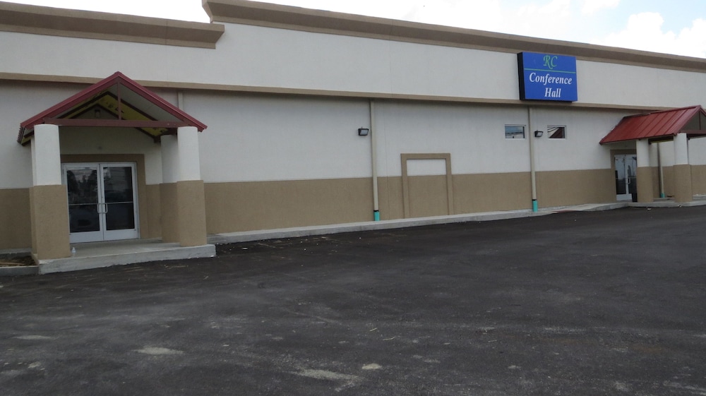 Travelodge by Wyndham Richmond Kentucky 25/35
