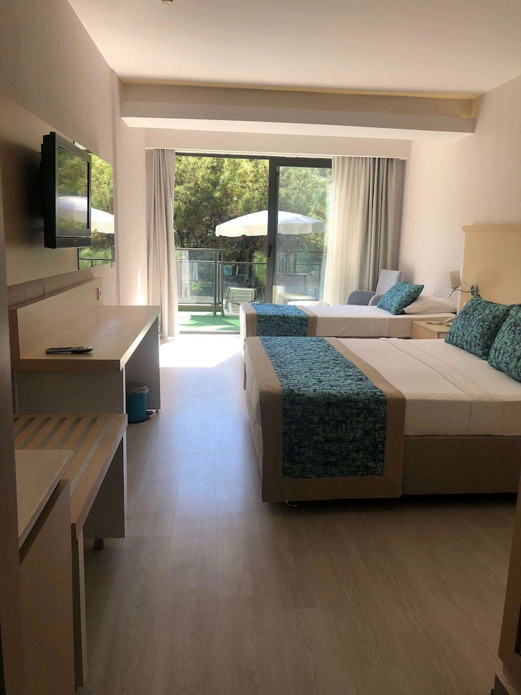 Pirates Park Resort 31/55