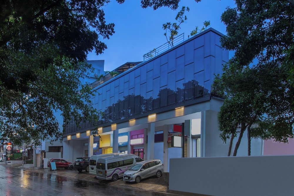 Hotel NEO Dipatiukur - Bandung by ASTON in BANDUNG