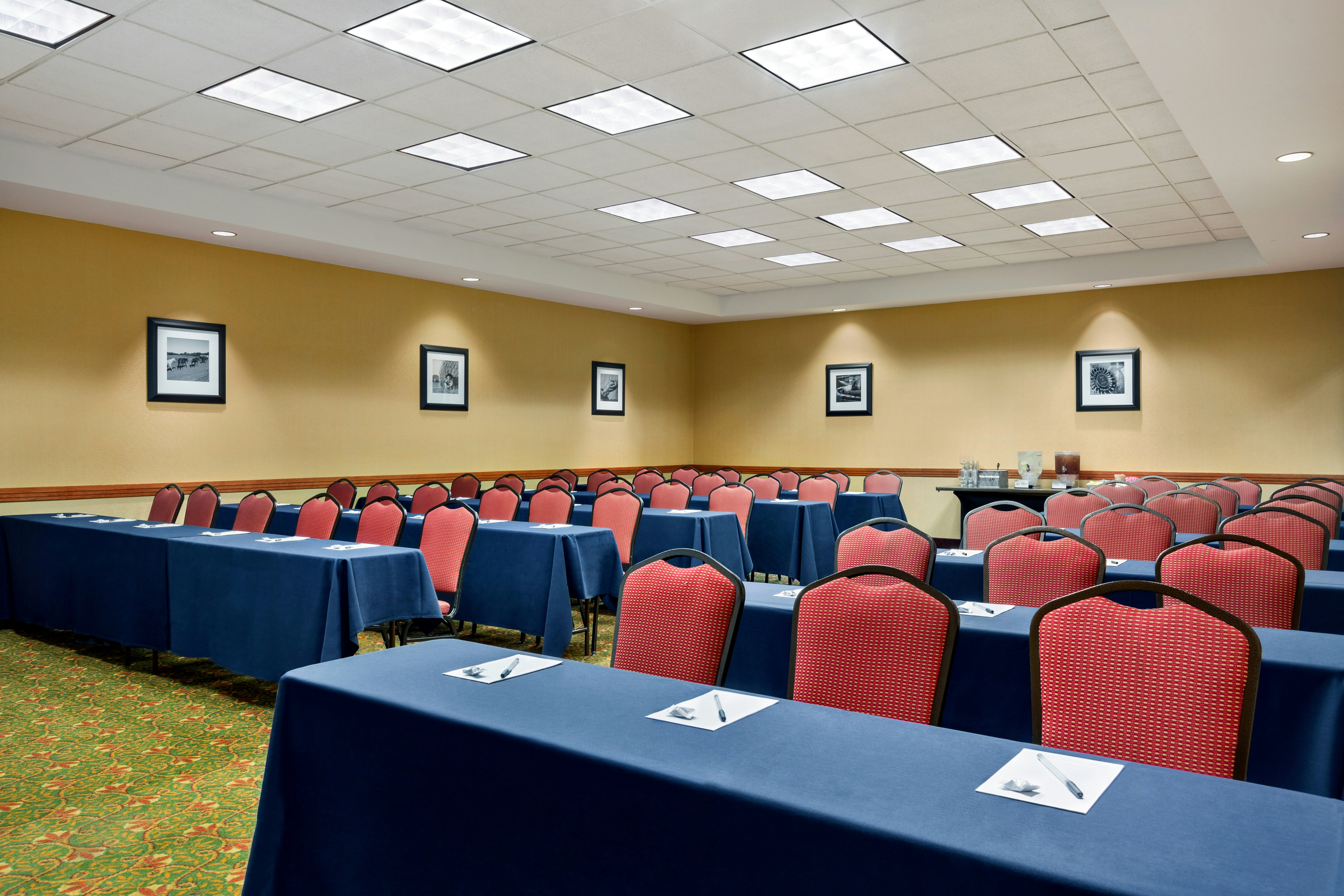 Hampton Inn & Suites Dallas-Mesquite 52/63