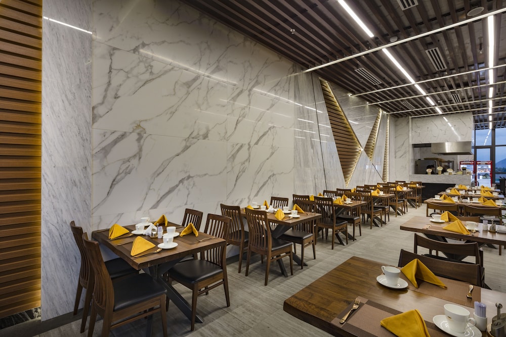 Emerald Bay Hotel & Spa Nha Trang 62/74