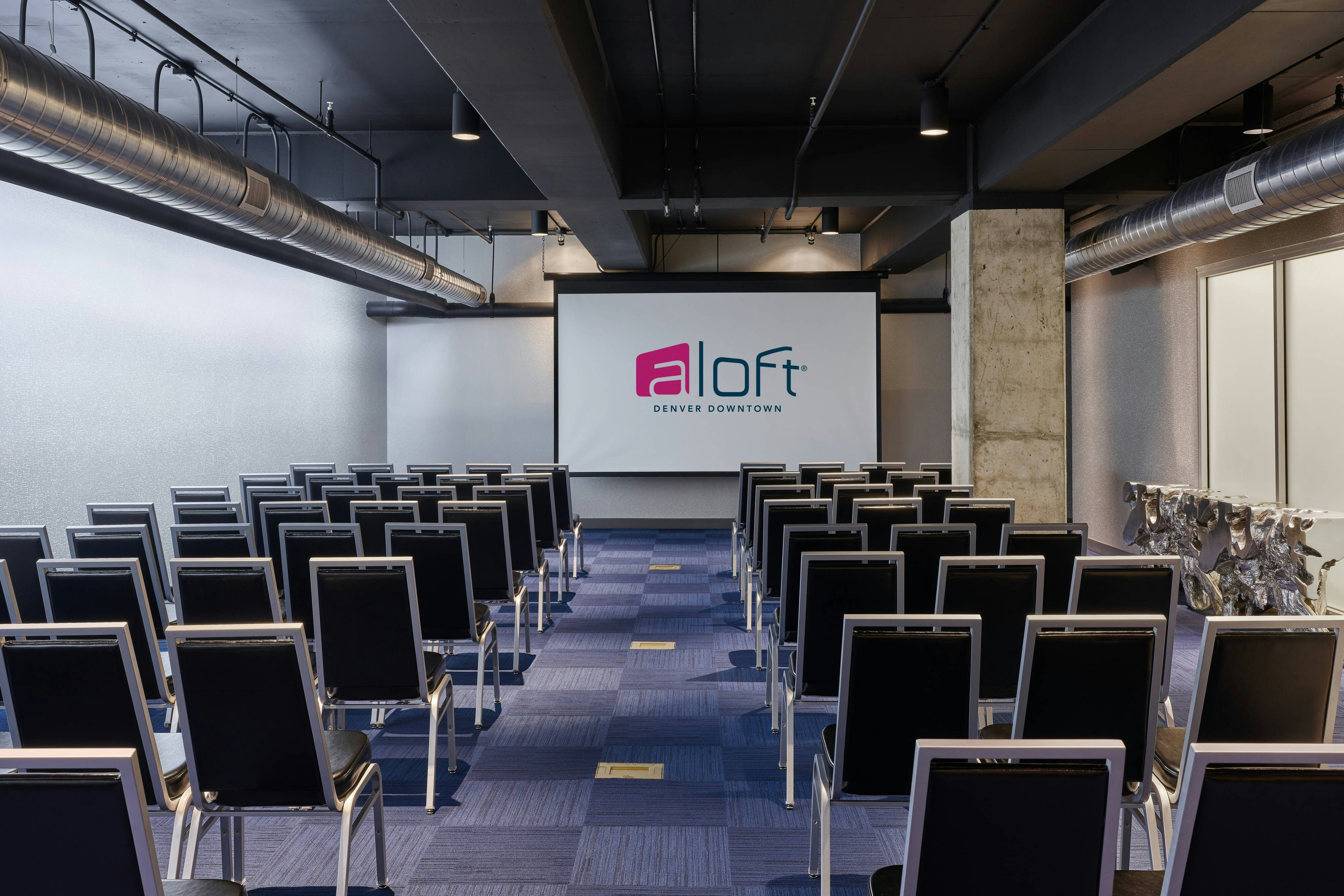 Aloft Denver Downtown 7/8