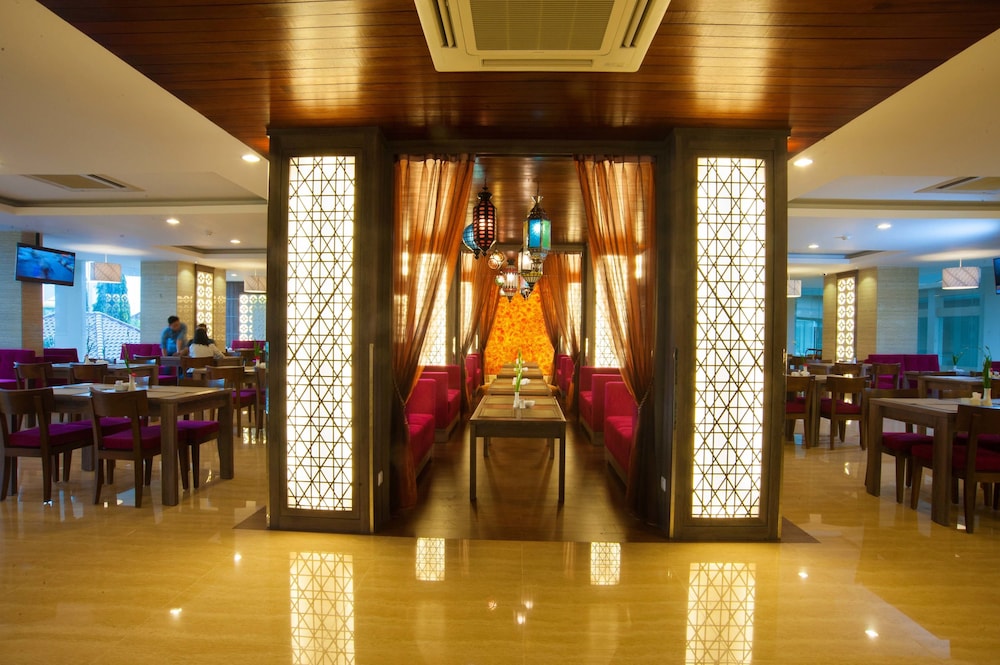 Lombok Raya酒店(Lombok Raya Hotel) 图片2