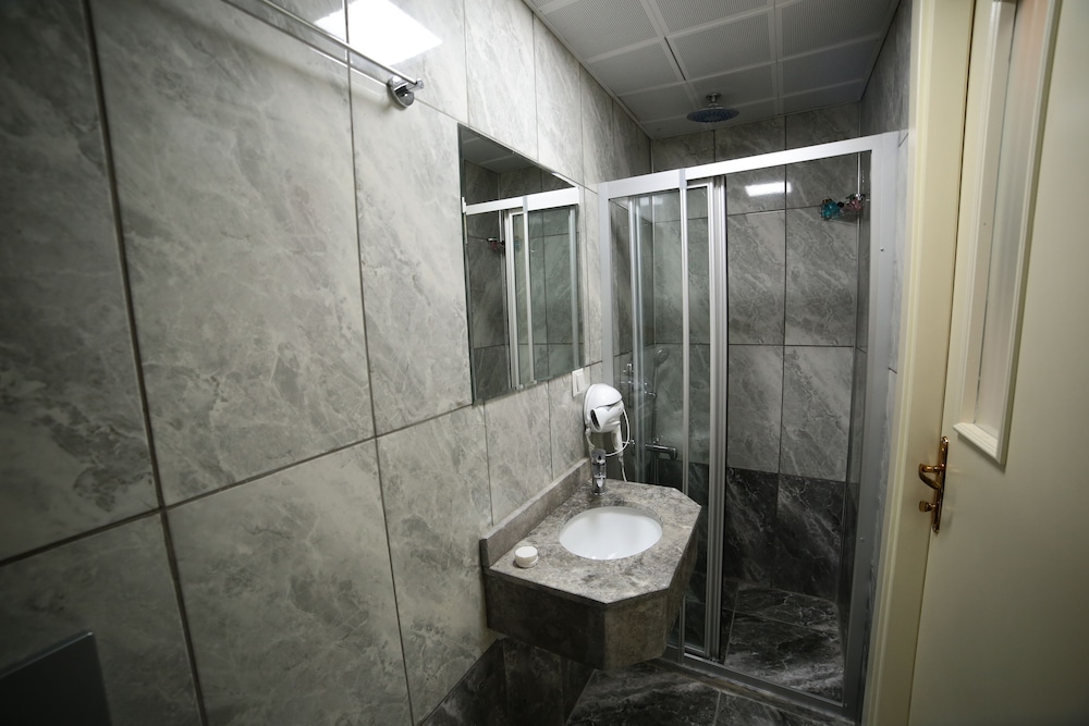 Taksim Diamond Hotel 42/46