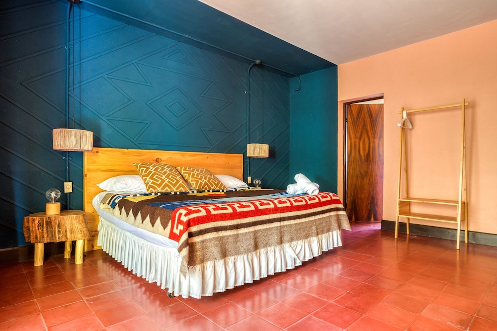 Socialtel Atitlan Guatemala 21/60