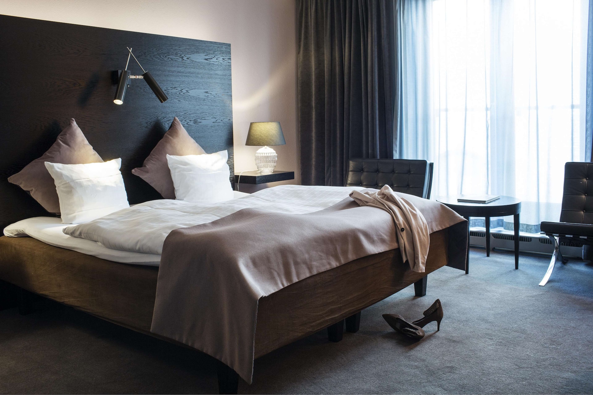 STANDARD, TWIN BEDS