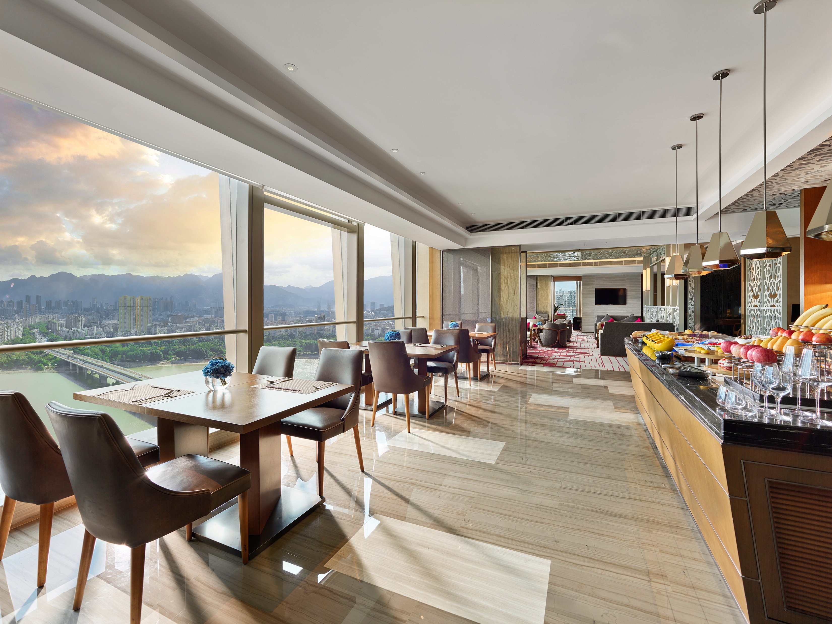 CROWNE PLAZA FUZHOU RIVERSIDE 36/50