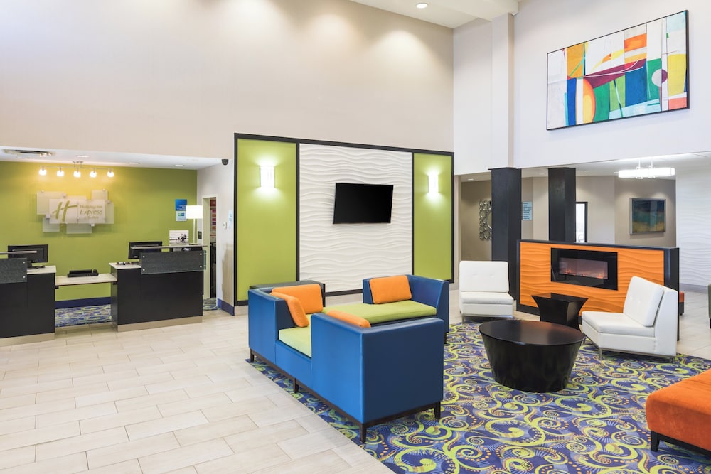 Holiday Inn Express And Suites Duluth Mall Area 52/69