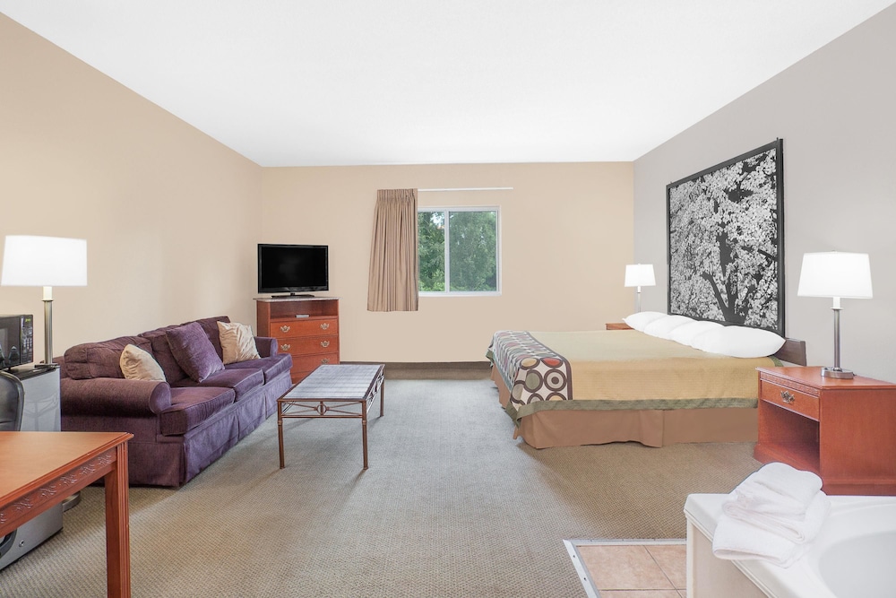 Super 8 By Wyndham Central City 11/16
