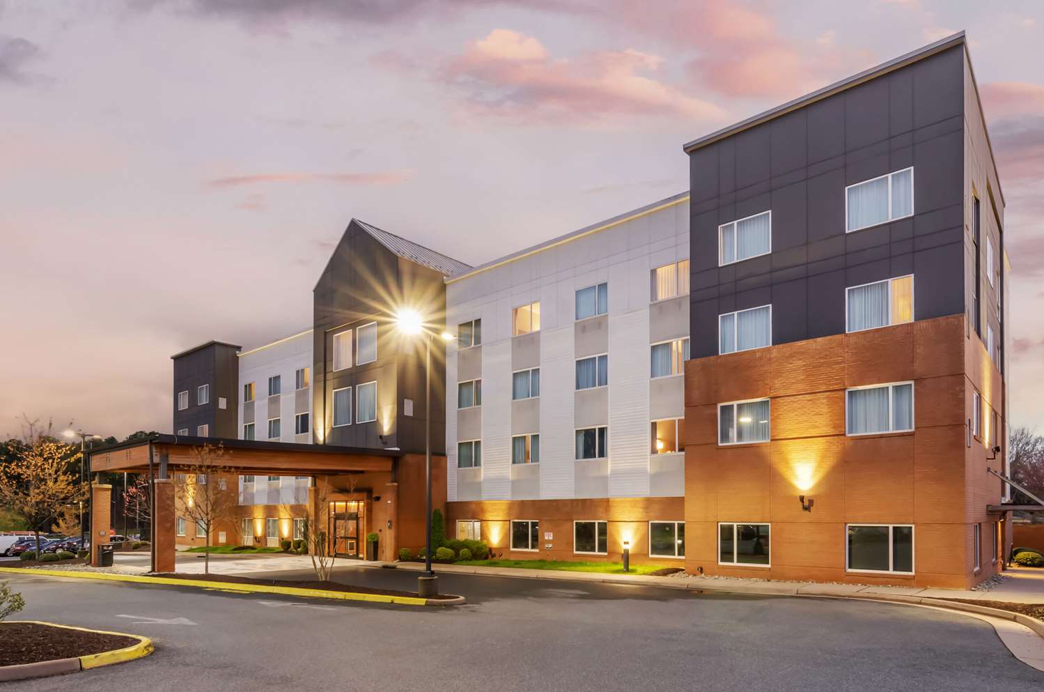 Country Inn and Suites by Radisson, Charlottesville-UVA, VA 7/53