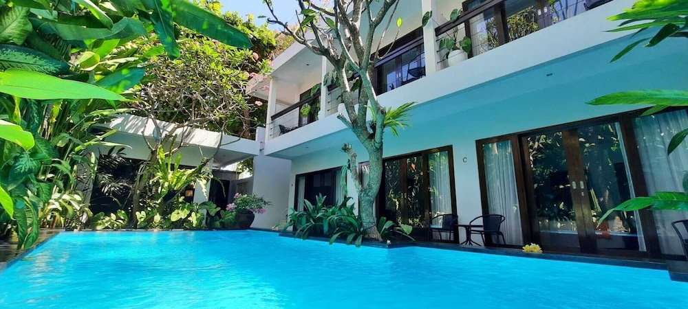 The Pavilion Kuta 3/43