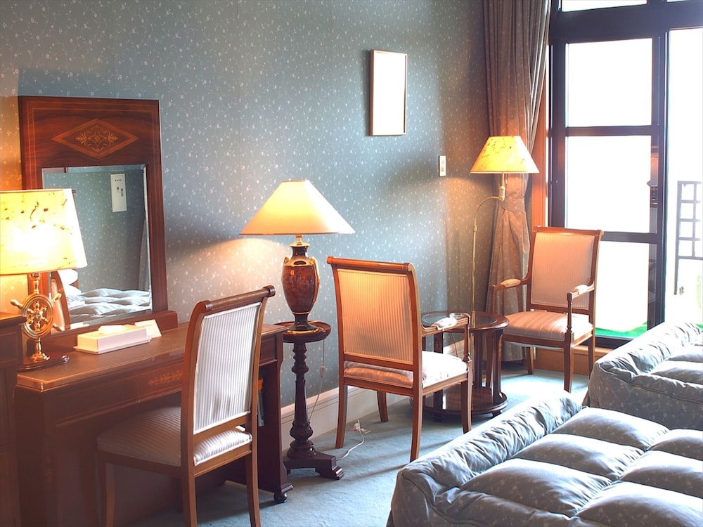 Nanki Shirahama Resort Hotel (ex Asahi Resort Hotel Shirahama) 25/39