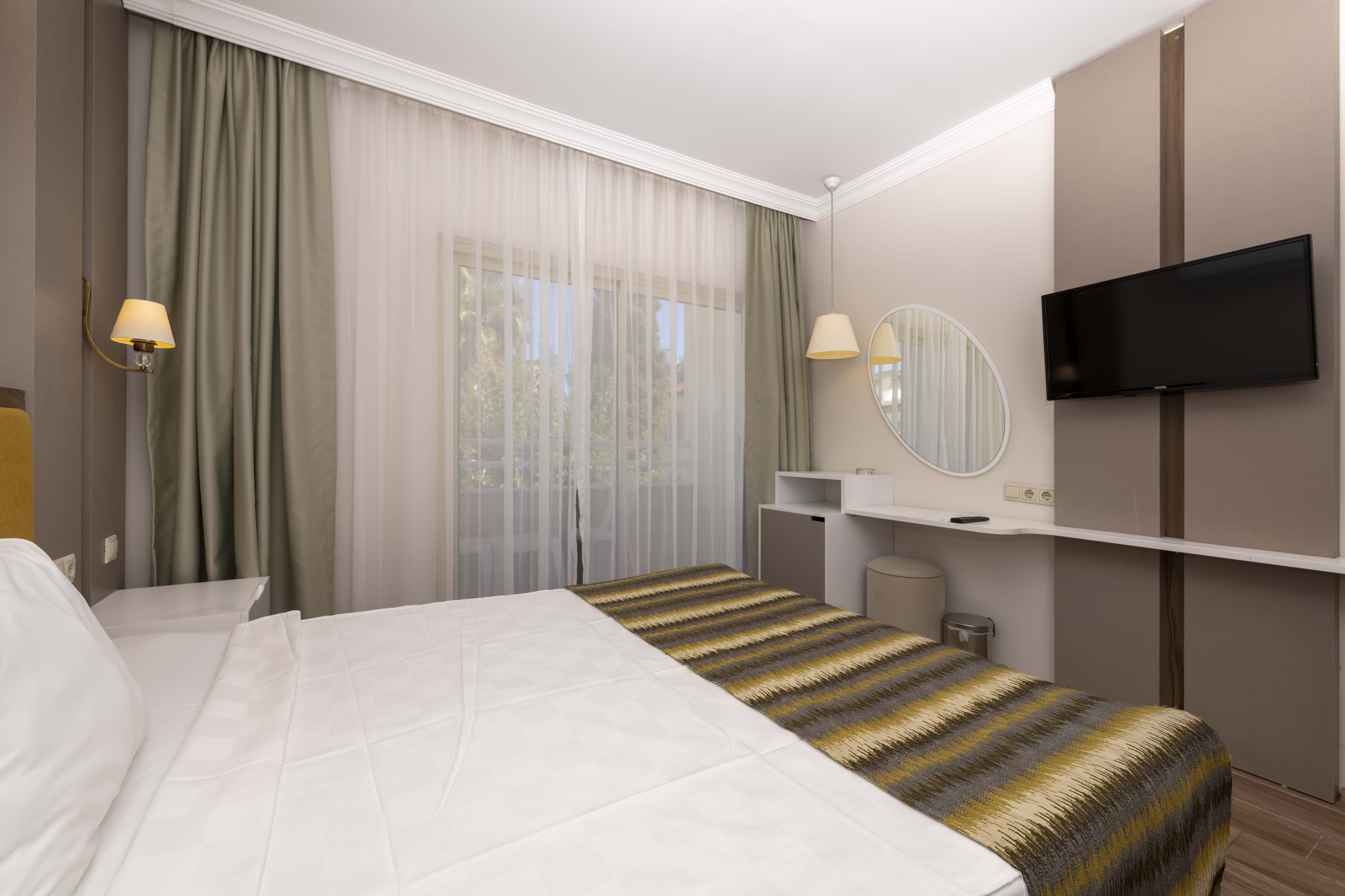 Room, Single