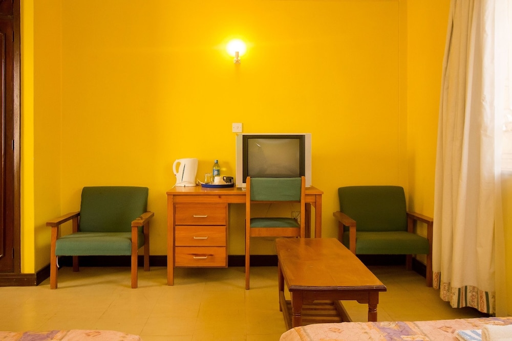 Afralti Guest House 25/29