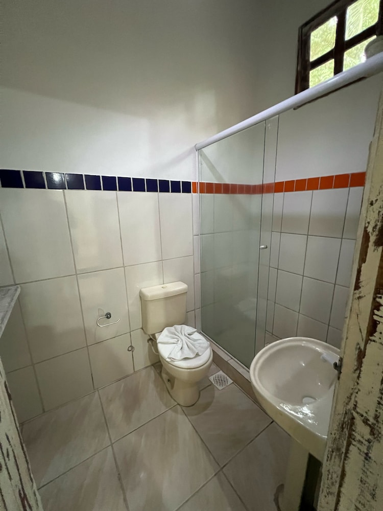 غرفة كلاسيكية ثلاثية بسرير مزدوج وسرير فردي، Pousada Arraial Dos Sonhos 10/10