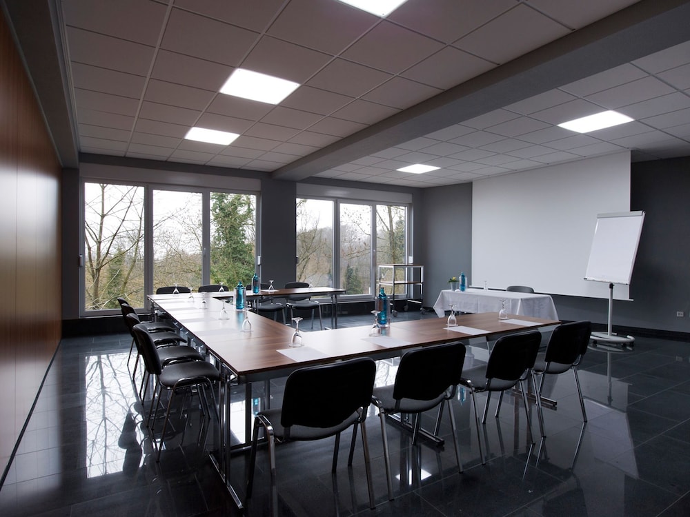 Design-Konferenzhotel Steinernes Schweinchen 43/47