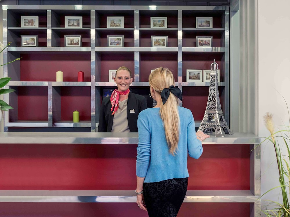 MERCURE CERGY PONTOISE CENTRE 4/70