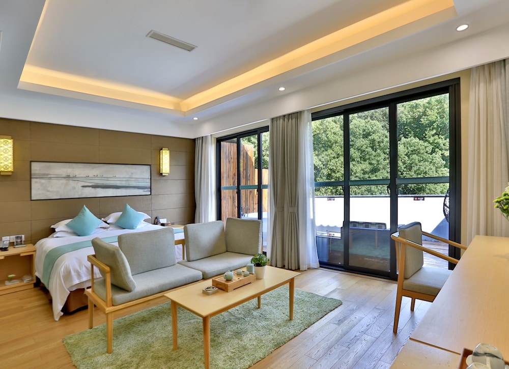 Nostalgia Hotel (West lake Hangzhou) 14/60