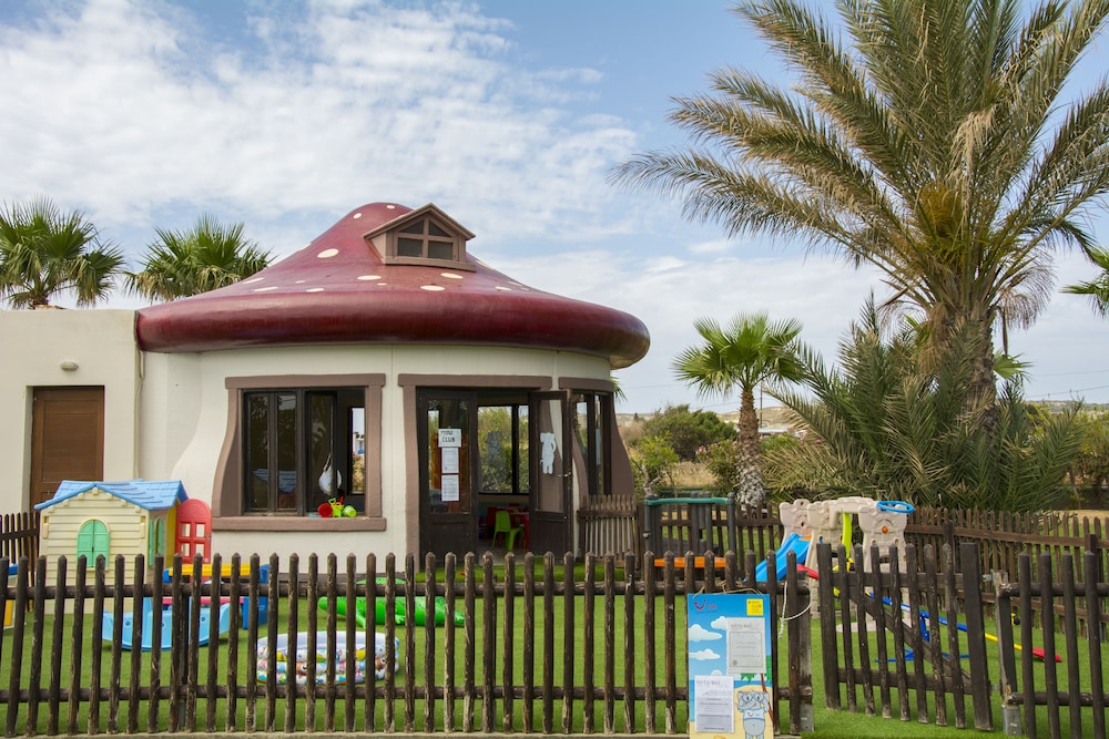 Sovereign Beach Hotel in Kardamena