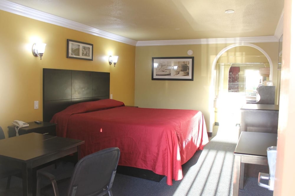 El Rancho Inn 12/36