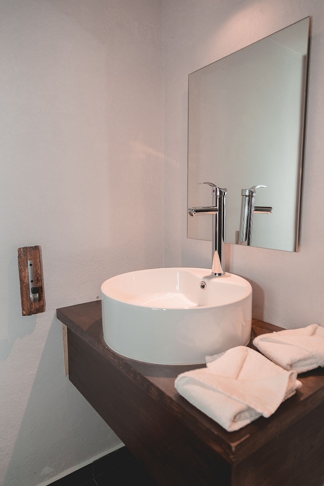 غرفة قياسية بسرير كينج بشرفة، Casa Eva Hotel Boutique 10/10