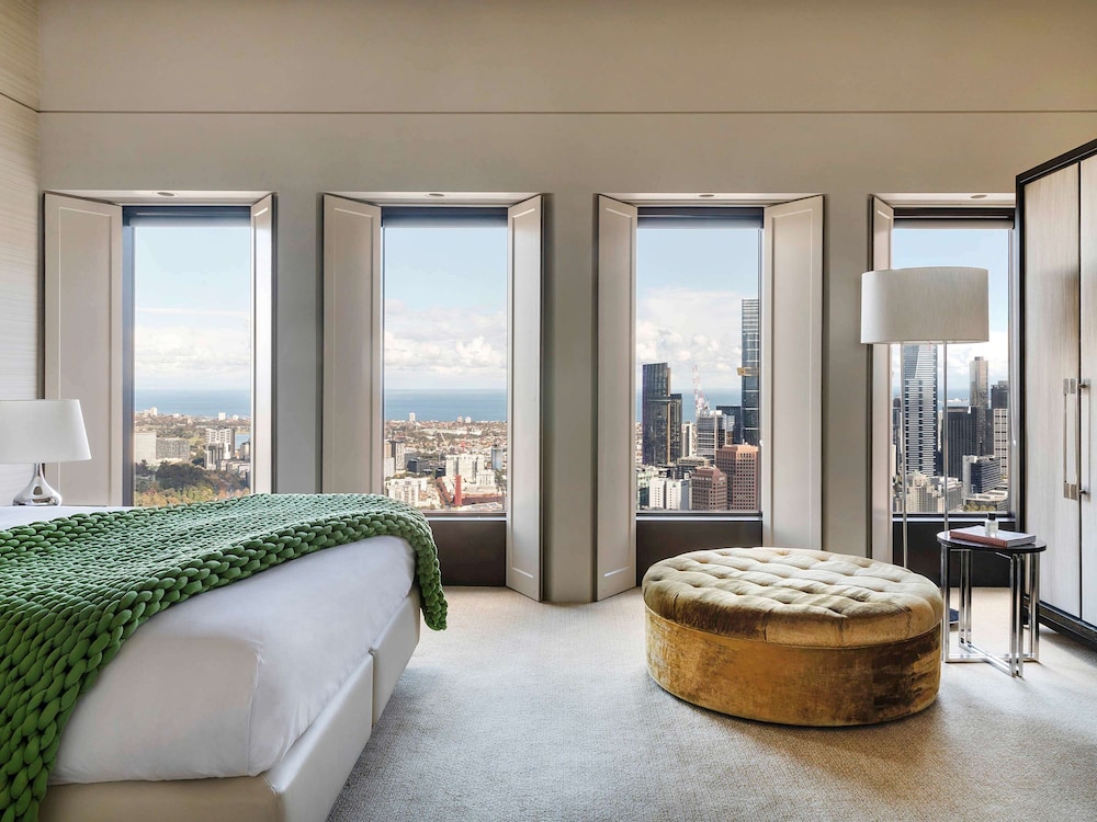 Sofitel Melbourne On Collins 30/75