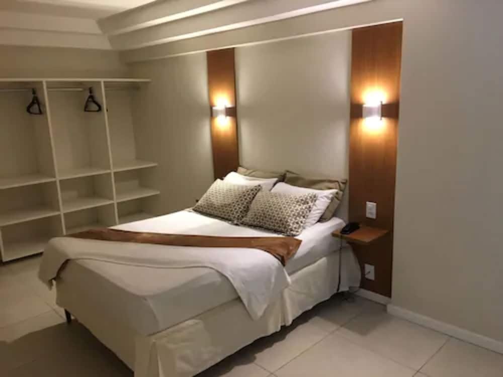 HOTEL CANTAREIRA 33/60