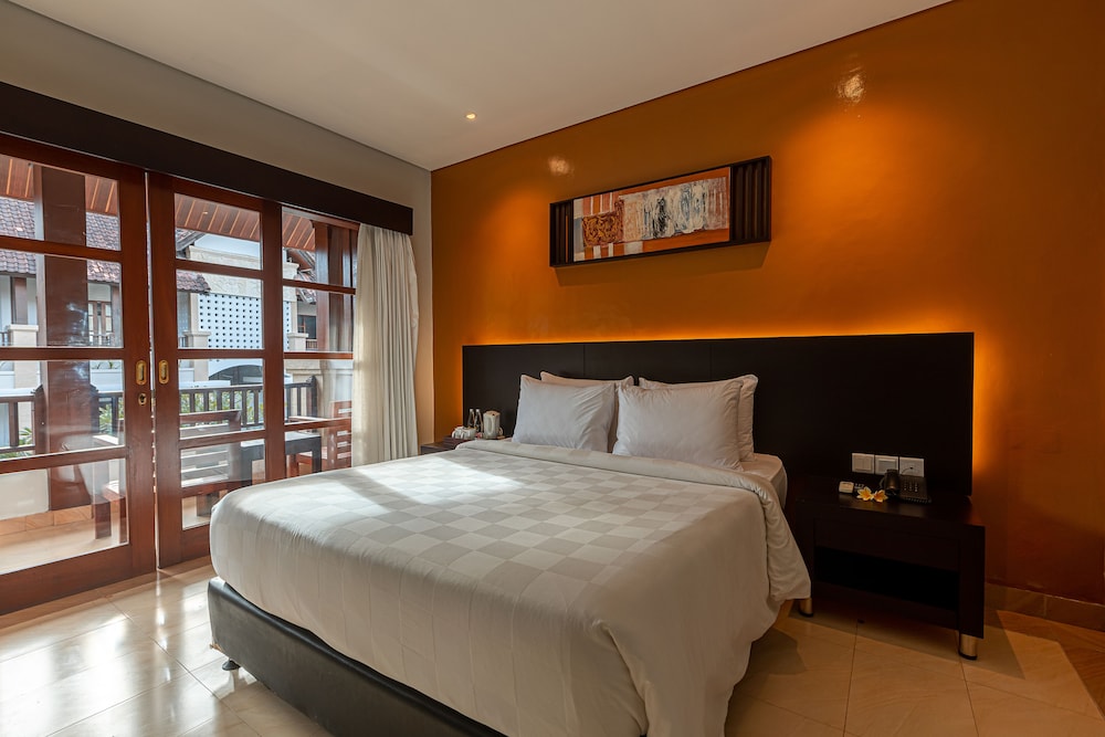 FOURTEEN ROSES BEACH HOTEL 16/62