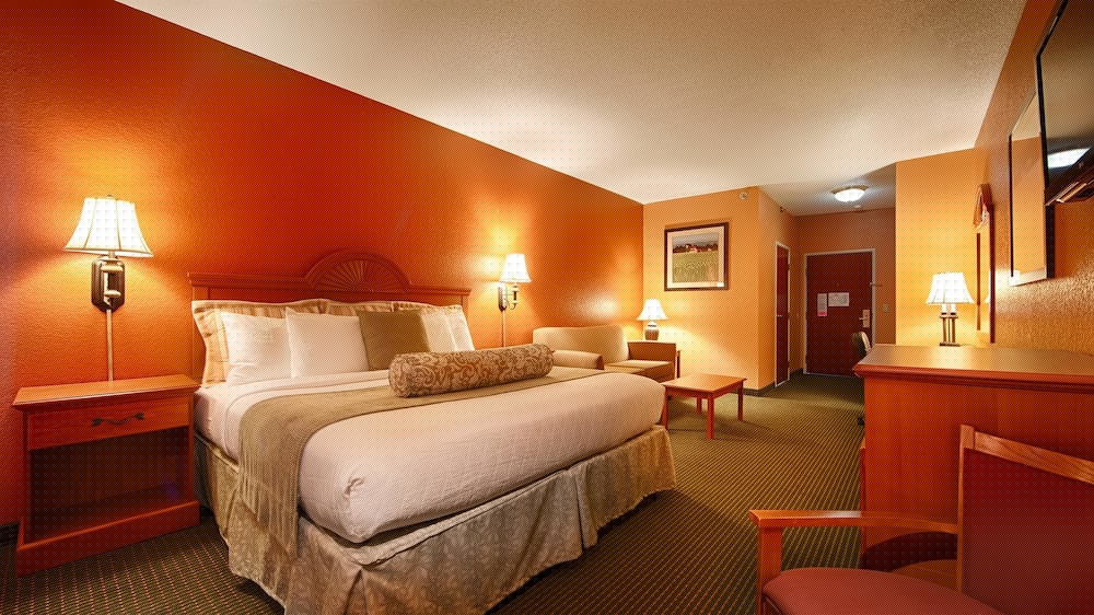 AmericInn by Wyndham Grinnell 16/60