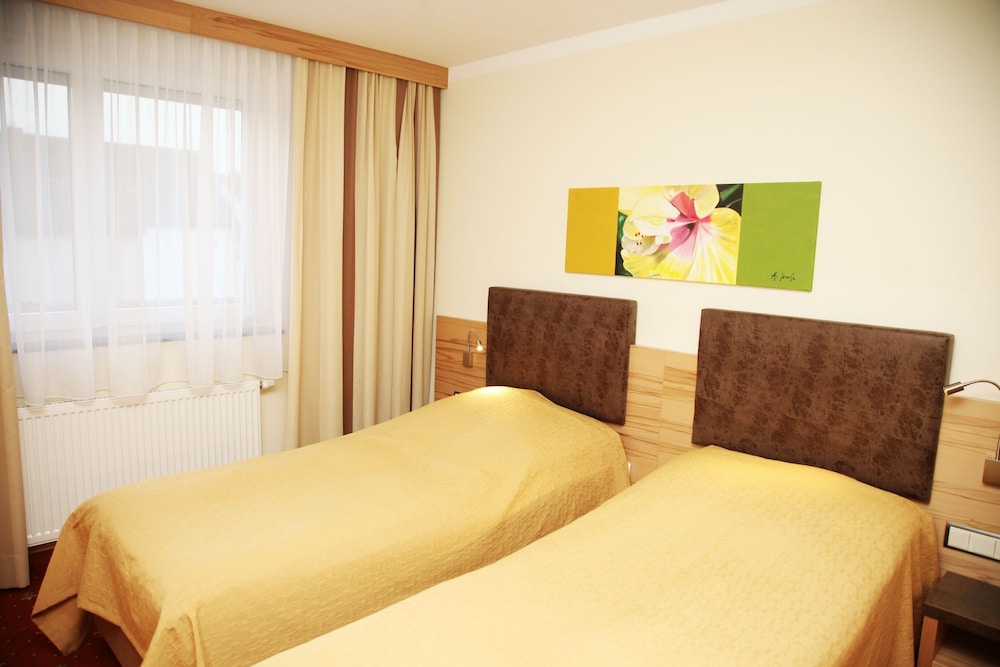 Room, Double Bed, Tower One