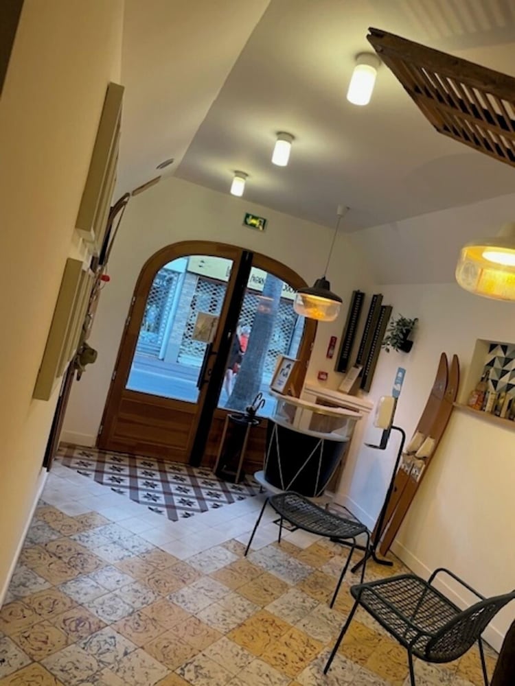 Hotel de la Pinede 23/34