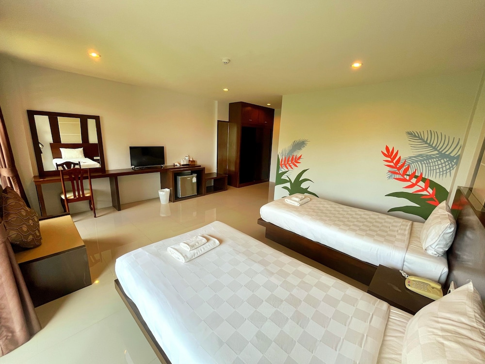 Peak Boutique City Hotel 30/62