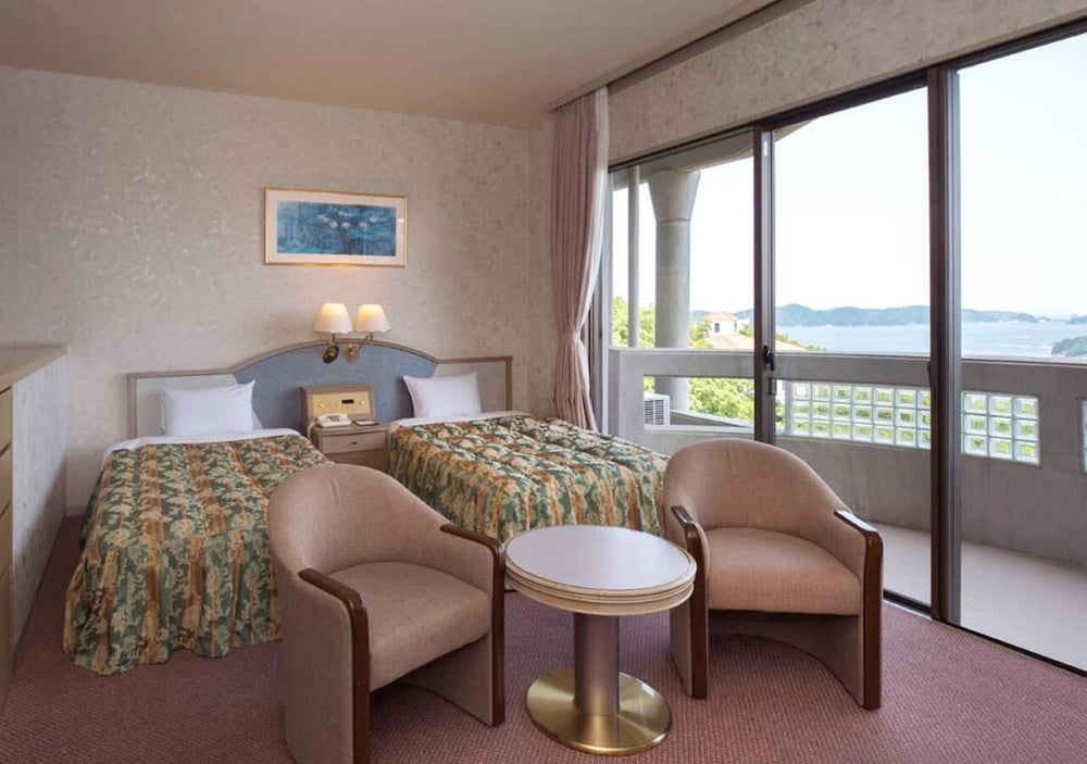 Hotel Altia Toba 41/63