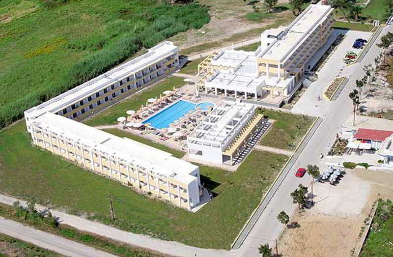 Aegean Bay Hotel in Marmari