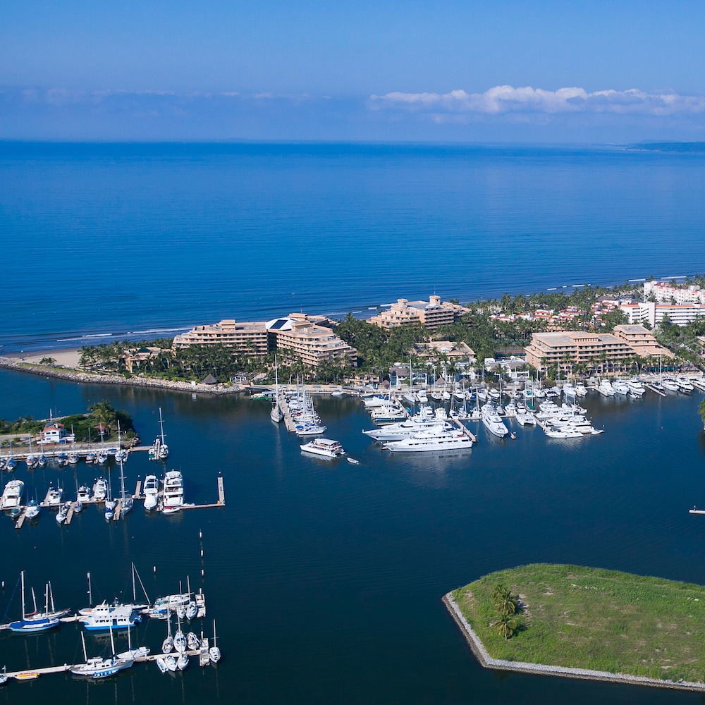 Paradise Village Beach Resort & Spa 64/69