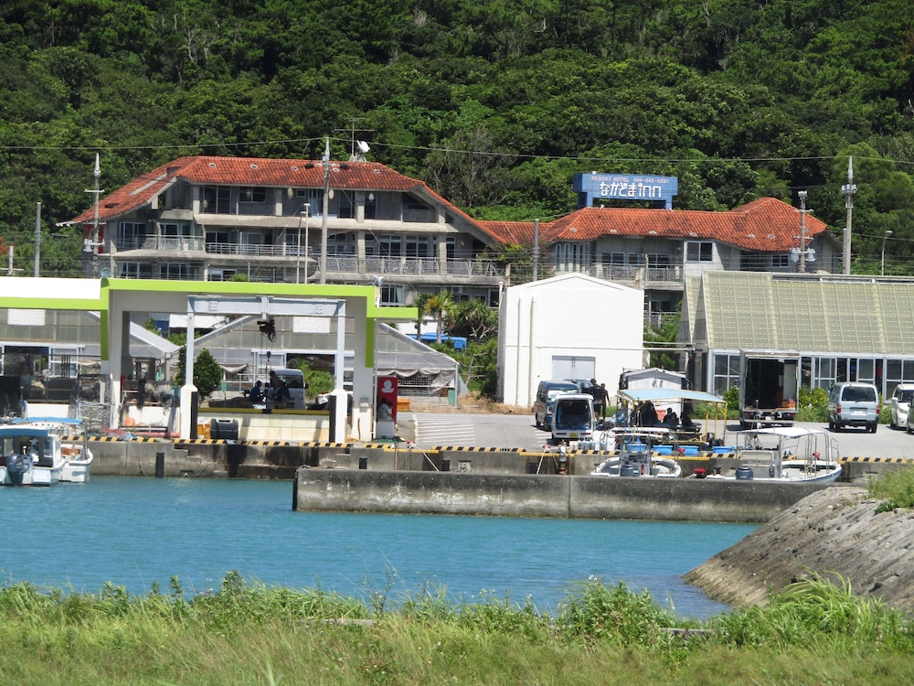 Buzz Resort (ex. Designers Resort Nakadoma Inn) 4/67