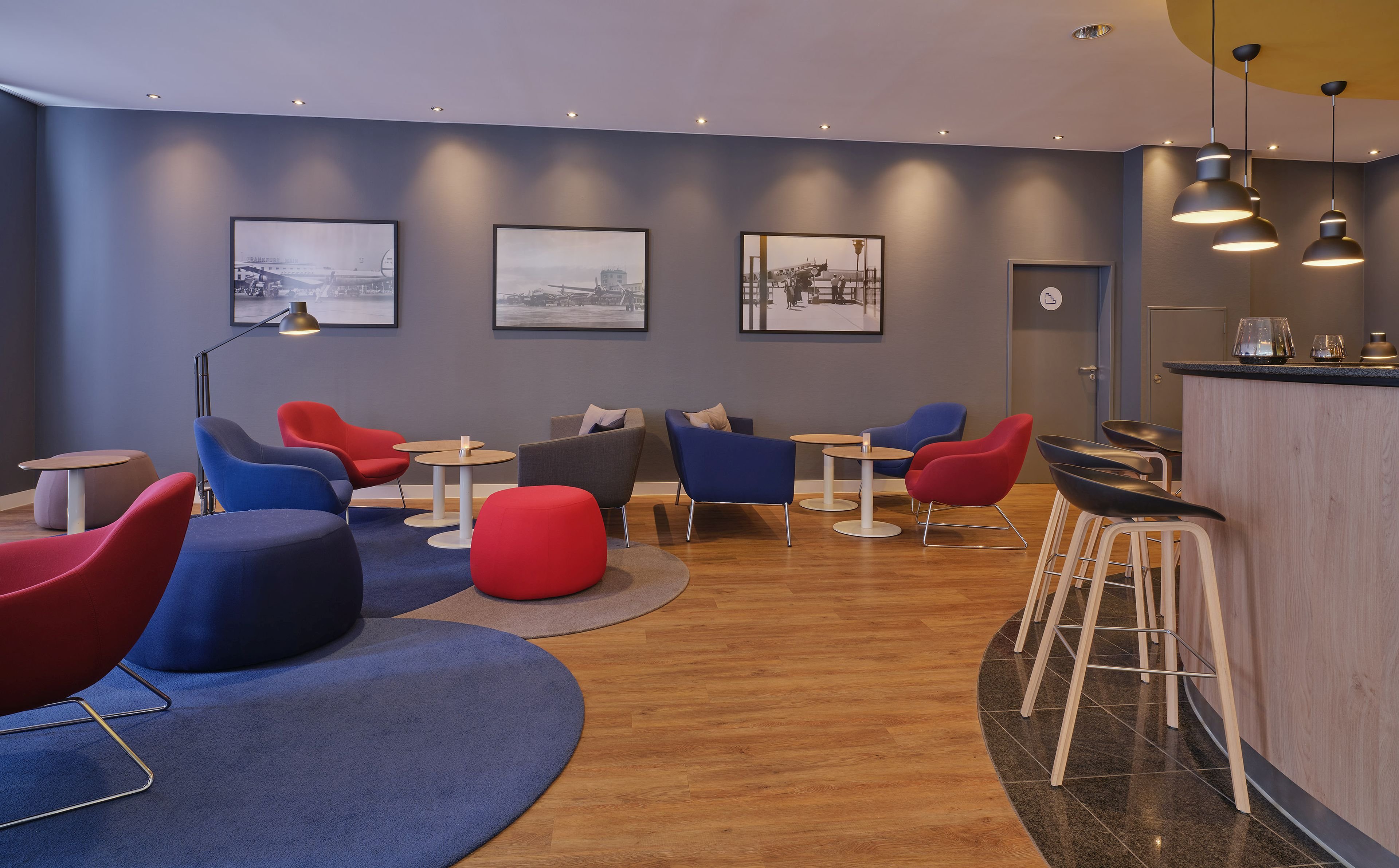HOLIDAY INN EXPRESS FRANKFURT AIRPORT 34/58