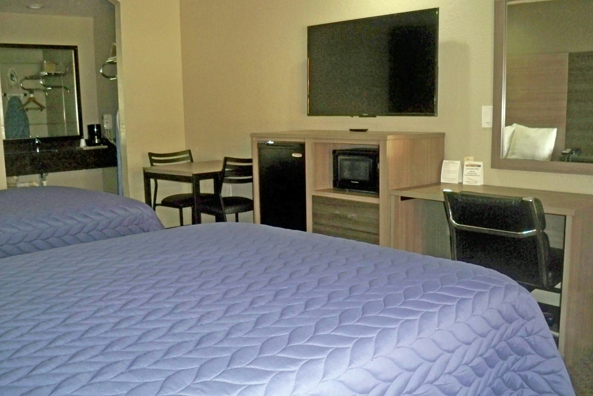 Scottish Inns And Suites 12/22