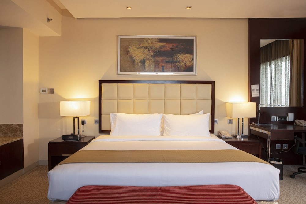 Holiday Inn Cochin 21/76