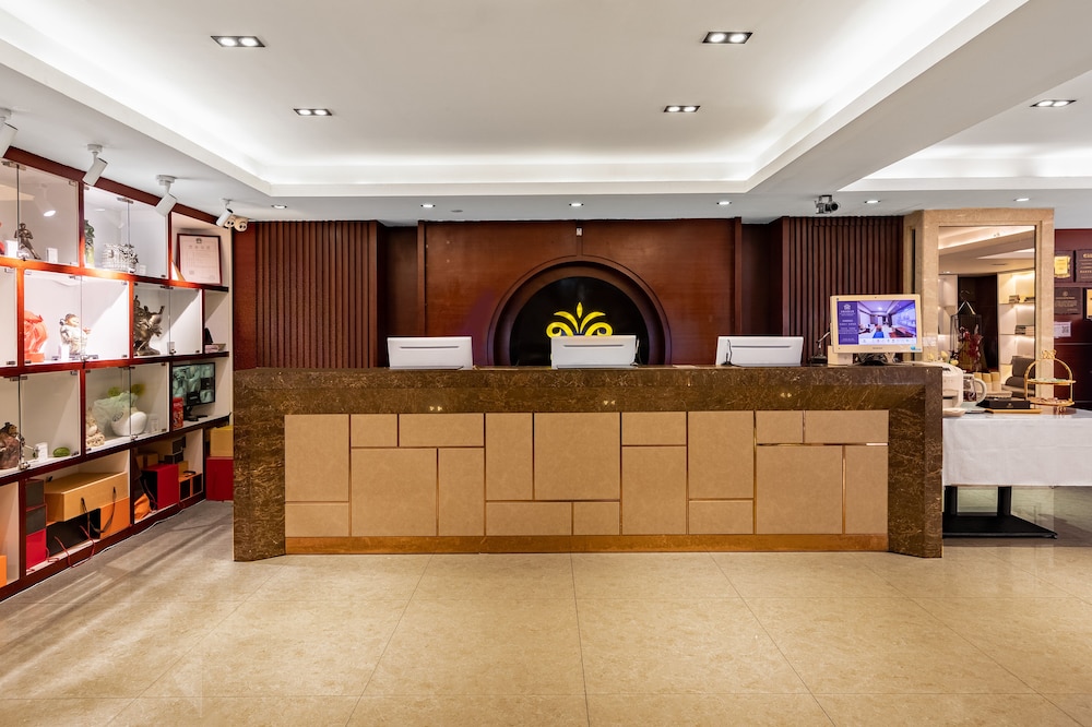 Poltton International Apartment (Foshan Zumiao Lingnan Tiandi Branch) 8/42