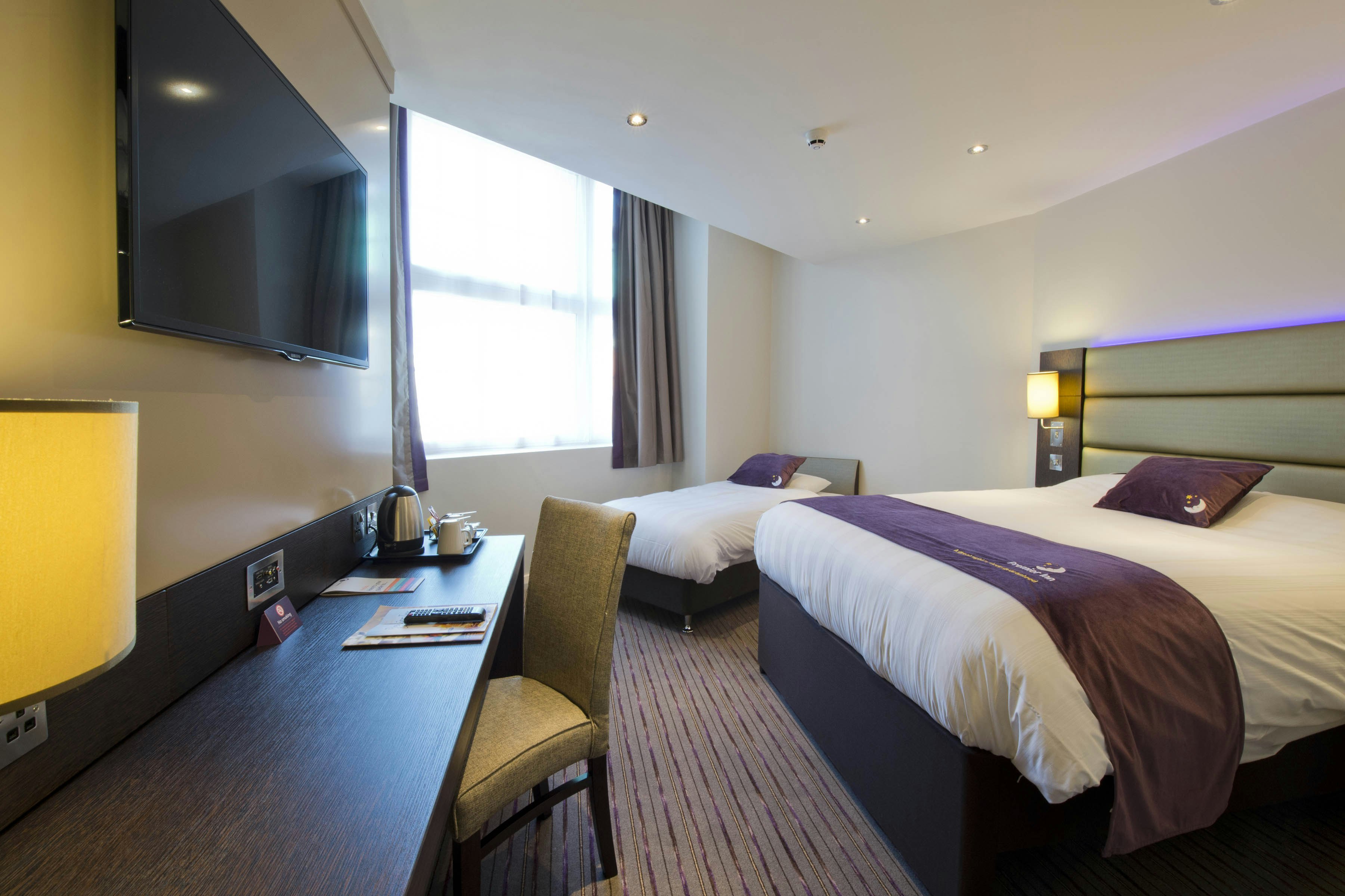 Premier Inn Newcastle City Centre (The Gate) Hotel 18/42