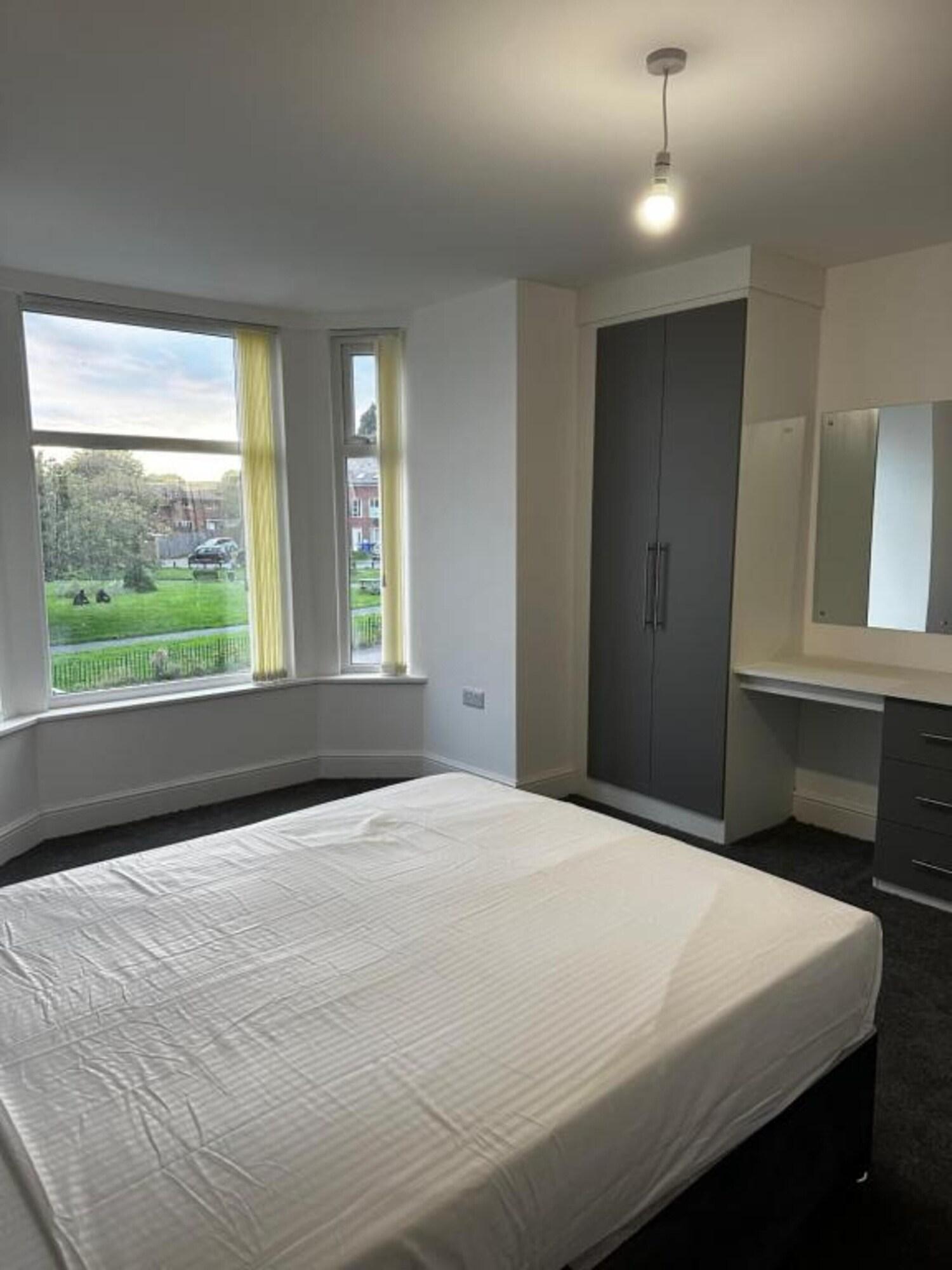OYO Cheetham Hill Guest House 11/32