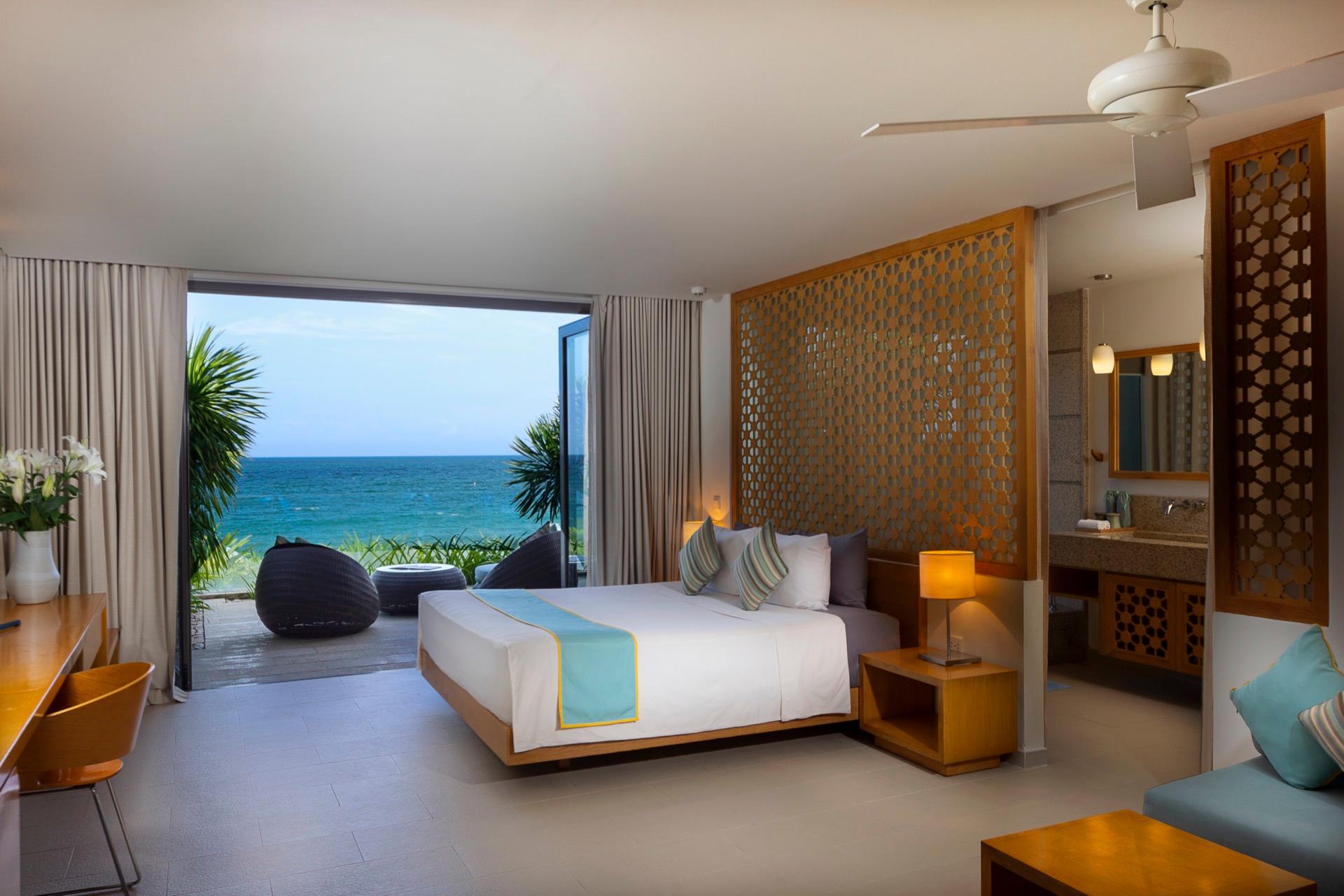 2 BEDROOMS, OCEAN VIEW