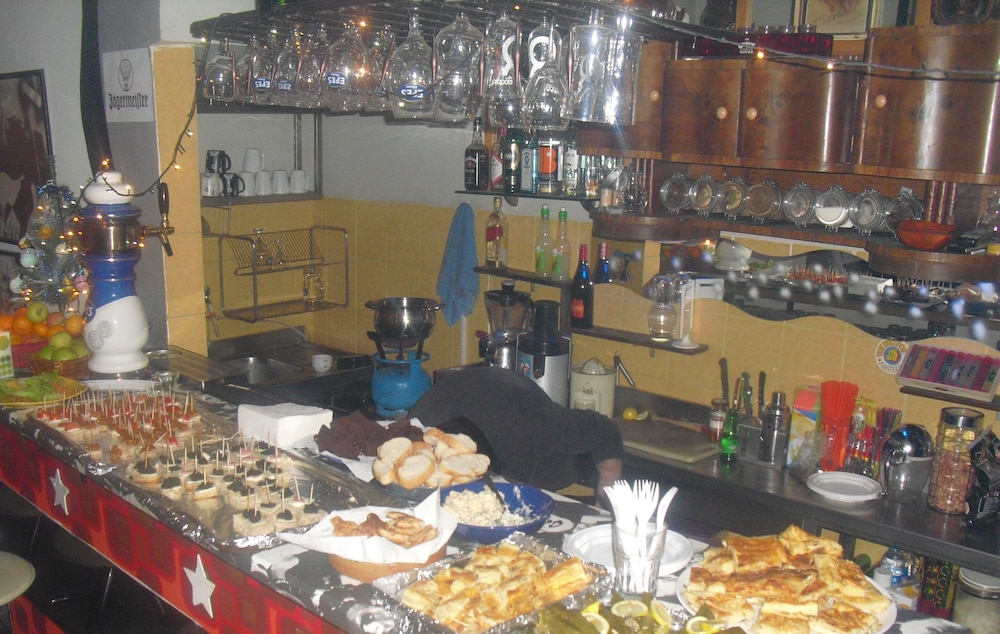Chilloutlya Hostel&Bar 14/46