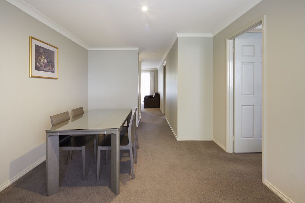 Pinnacle Apartments، كانبرا 34/43
