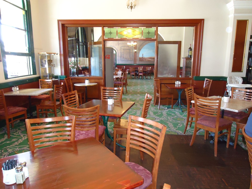 Palace Hotel Kalgoorlie 43/65