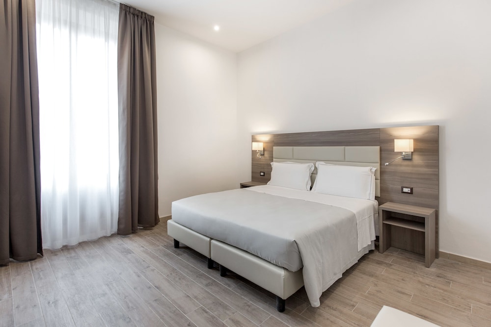 Apollo Guest House 26/50