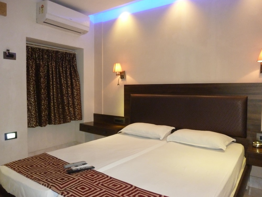 HOTEL NEW BENGAL 9/36