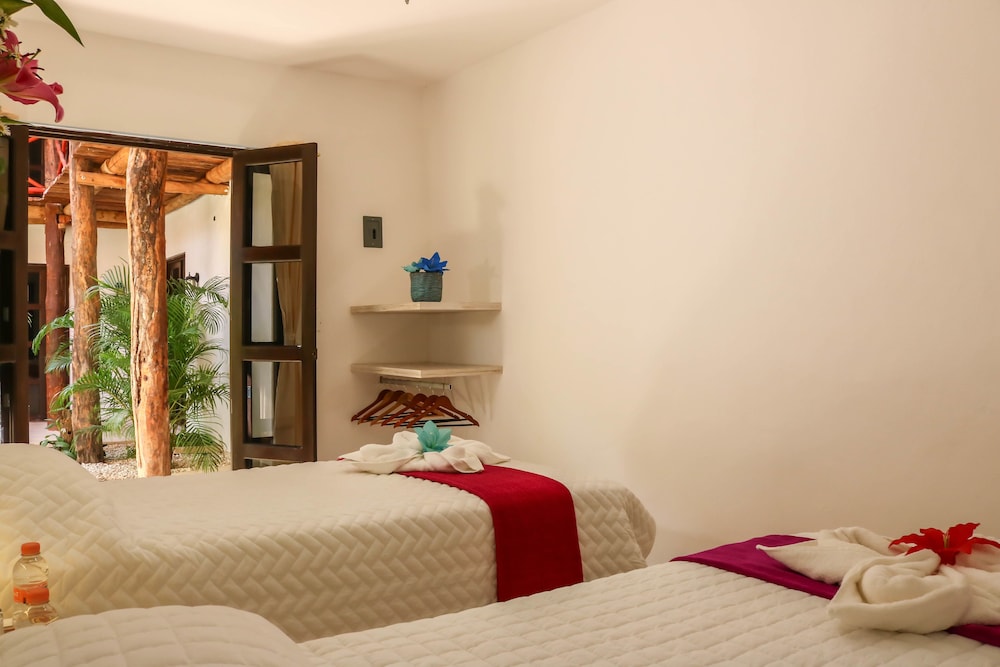 STANDARD, TWIN BEDS